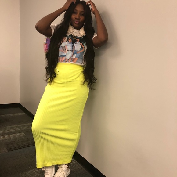 Skirt - Picture 3 of 5